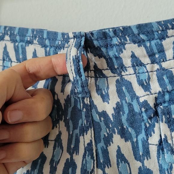 Gap short - Picture 10 of 14